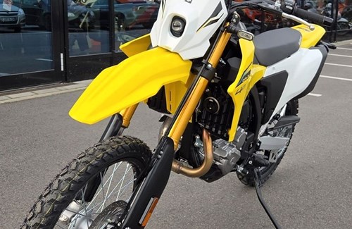 Neumotorrad Suzuki DR-Z4S