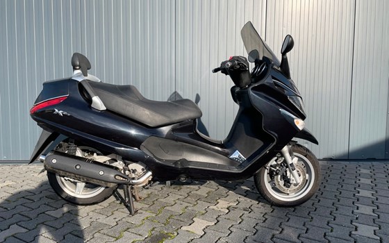 Gebrauchtmotorrad Piaggio X-EVO 400 - Bild 1