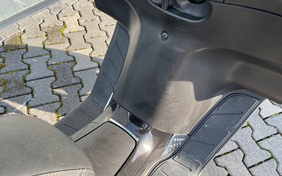 Gebrauchtmotorrad Piaggio X-EVO 400 - Bild 5