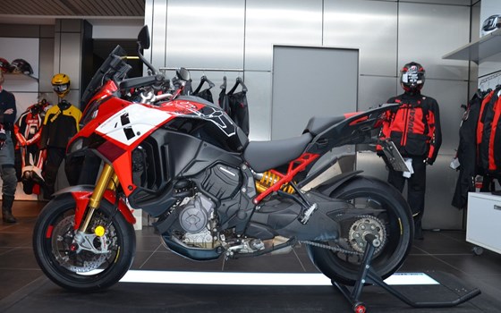Gebrauchtmotorrad Ducati Multistrada V4 Pikes Peak - Bild 3