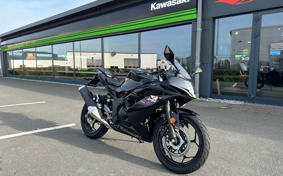 Neufahrzeug Kawasaki Ninja 125 - Bild 1