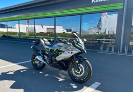 Neumotorrad Kawasaki Ninja 125