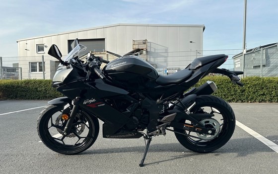 Neufahrzeug Kawasaki Ninja 125 - Bild 4