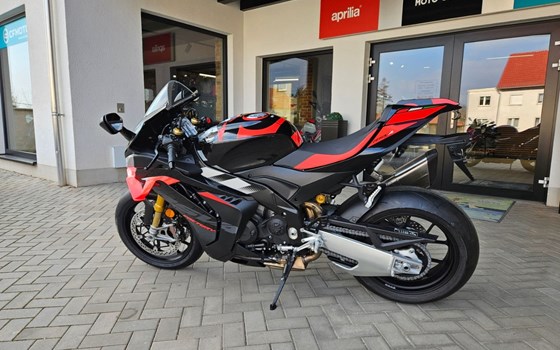 Neufahrzeug Aprilia RSV4 Factory APRC ABS - Bild 3