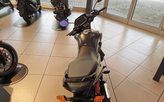 Gebrauchtmotorrad Honda CB125F - Bild 3