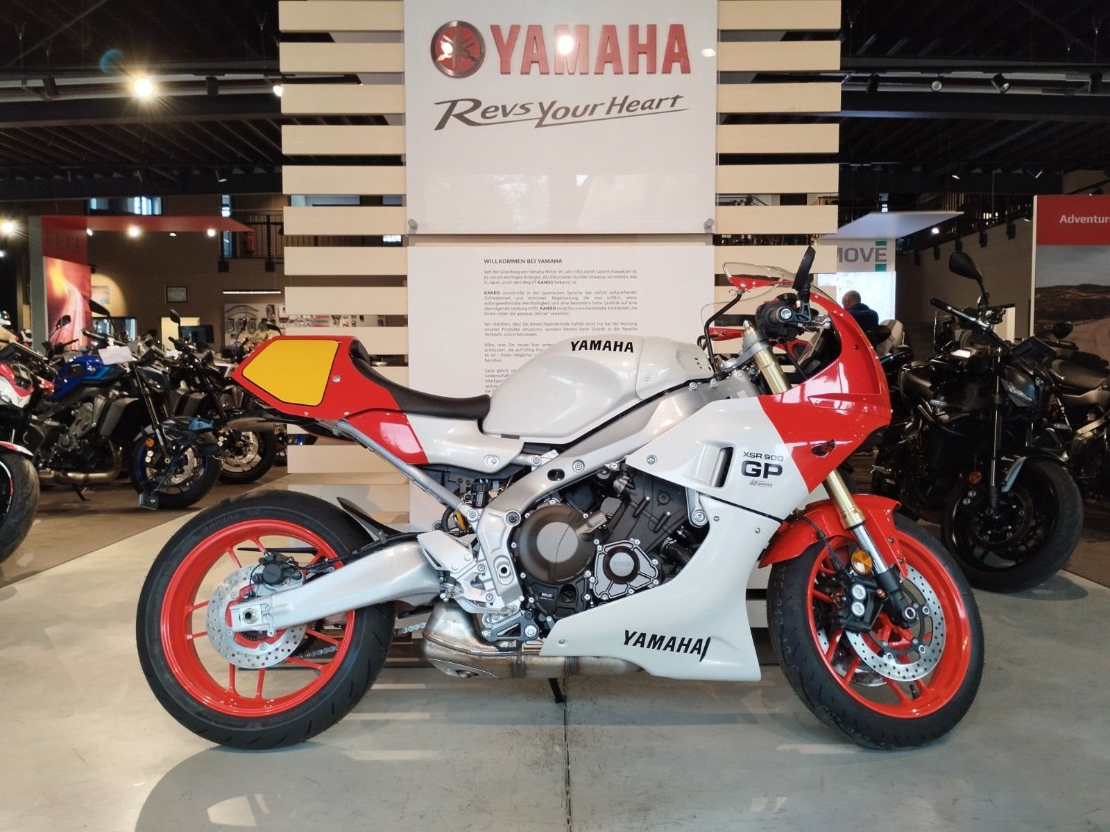 Yamaha XSR900 GP 