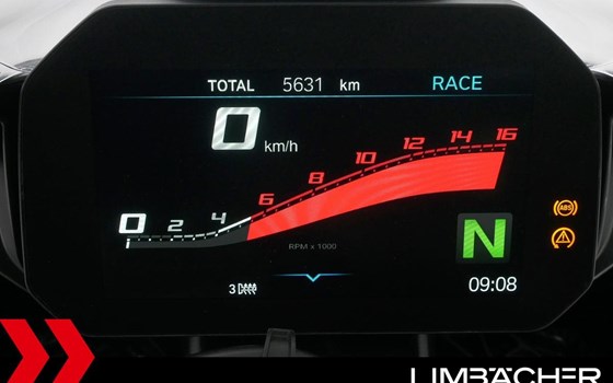 Gebrauchtmotorrad BMW M 1000 RR - Bild 12