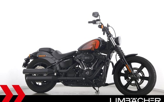 Gebrauchtmotorrad Harley-Davidson Softail Street Bob 114 FXBBS - Bild 1