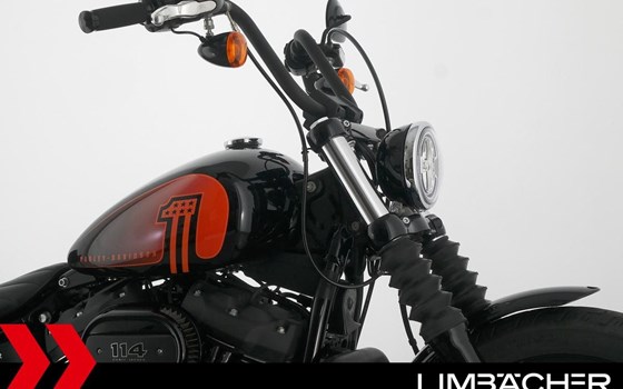 Gebrauchtmotorrad Harley-Davidson Softail Street Bob 114 FXBBS - Bild 26