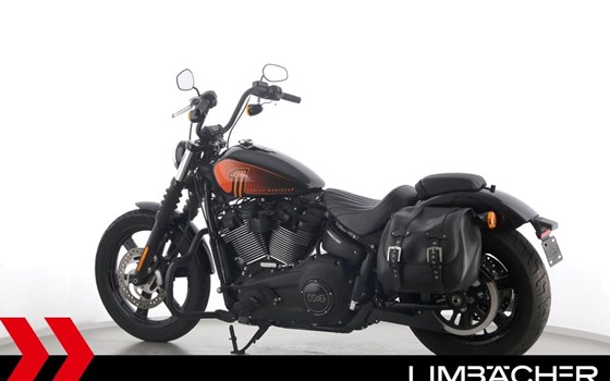 Gebrauchtmotorrad Harley-Davidson Softail Street Bob 114 FXBBS - Bild 6