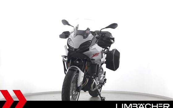 Gebrauchtmotorrad BMW F 900 XR - Bild 3