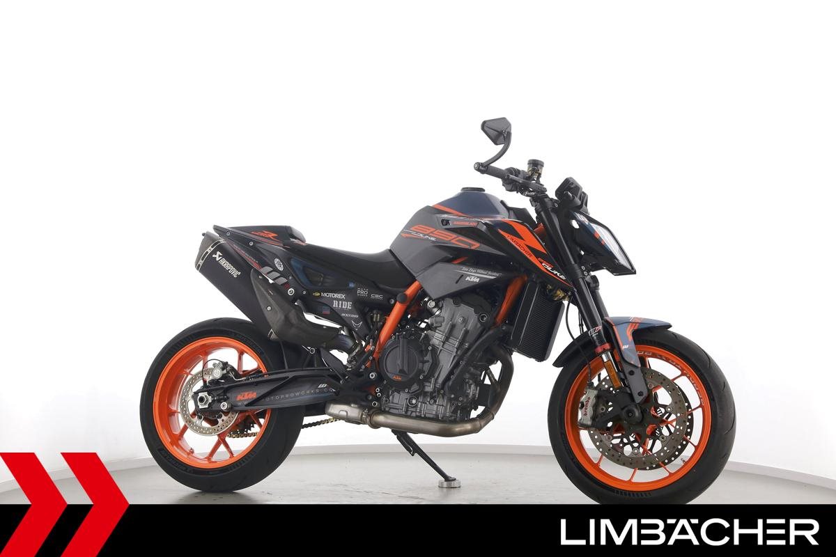 KTM 890 Duke R - Akrapovic, QS, TC, Griffheizung