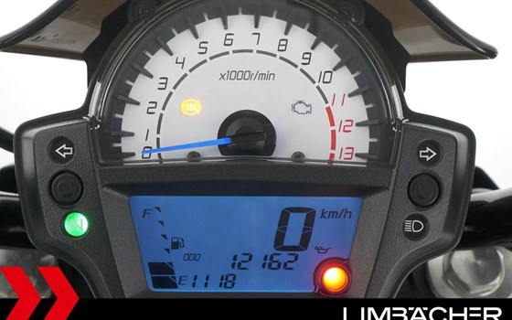 Gebrauchtmotorrad Kawasaki ER-6n - Bild 12