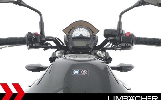 Gebrauchtmotorrad Kawasaki ER-6n - Bild 13