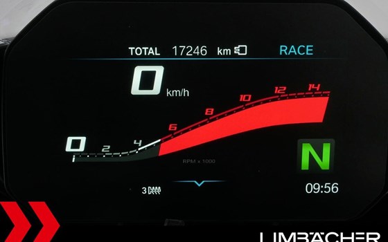 Gebrauchtmotorrad BMW S 1000 RR - Bild 12