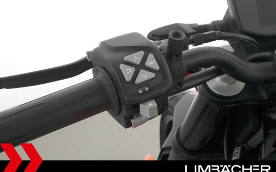 Gebrauchtmotorrad KTM 790 Duke - Bild 19