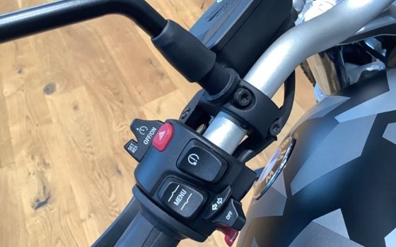 Gebrauchtmotorrad BMW R nineT Scrambler - Bild 12