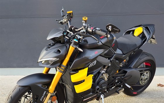 Gebrauchtmotorrad Ducati Streetfighter V4 S - Bild 3