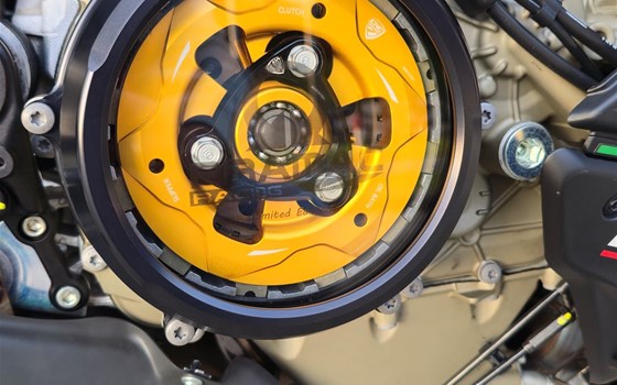 Gebrauchtmotorrad Ducati Streetfighter V4 S - Bild 6