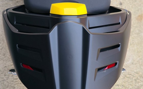 Gebrauchtmotorrad Ducati Streetfighter V4 S - Bild 9