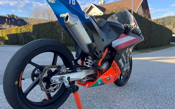 Gebrauchtmotorrad KTM RC4R - Bild 2