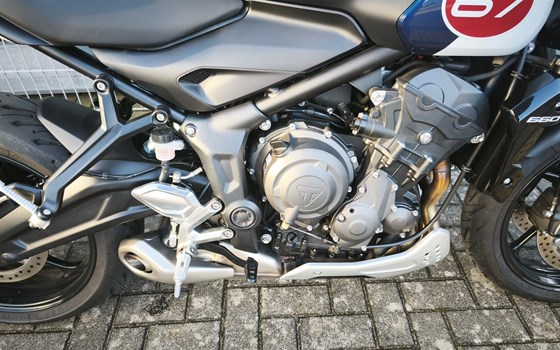 Gebrauchtmotorrad Triumph Trident 660 - Bild 3