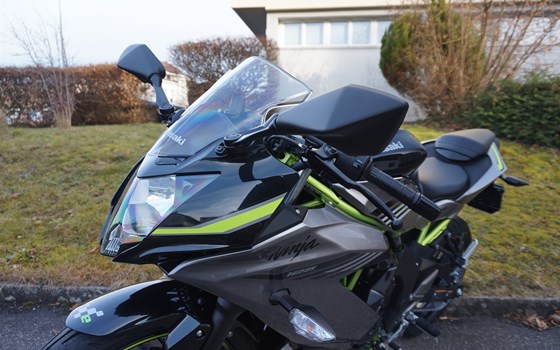 Neufahrzeug Kawasaki Ninja 125 - Bild 5