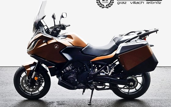 Gebrauchtmotorrad Honda NT1100 DCT - Bild 2