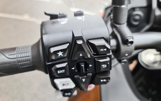 Gebrauchtmotorrad Honda NT1100 DCT - Bild 10