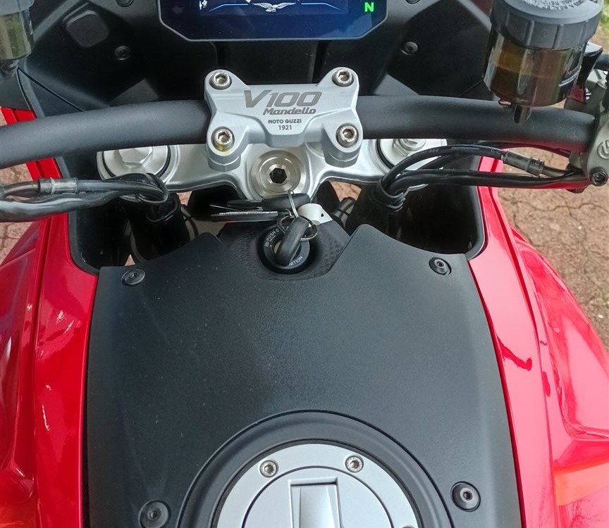 Angebot Moto Guzzi V100 Mandello