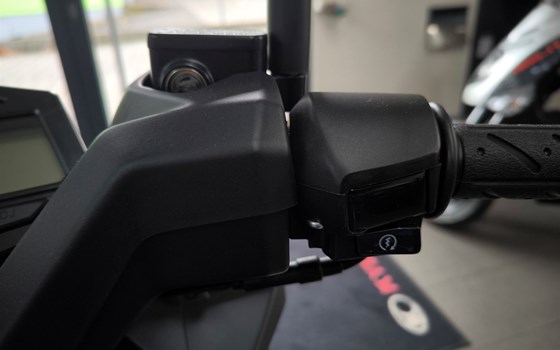 Neufahrzeug Kymco Super 8 R 50i - Bild 10