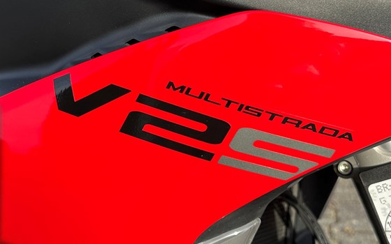 Gebrauchtmotorrad Ducati Multistrada V2 S - Bild 4