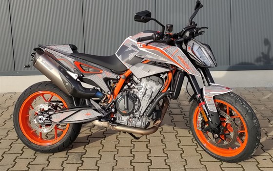 Gebrauchtmotorrad KTM 890 Duke R - Bild 1
