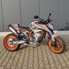 KTM 890 Duke R
