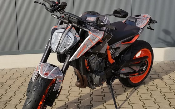 Gebrauchtmotorrad KTM 890 Duke R - Bild 5