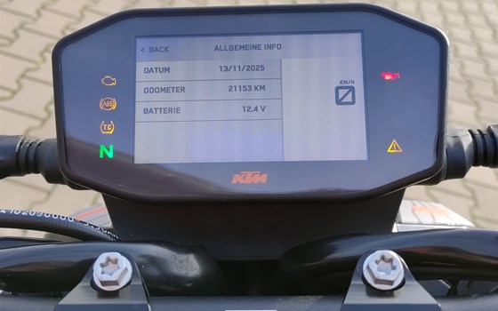 Gebrauchtmotorrad KTM 890 Duke R - Bild 10