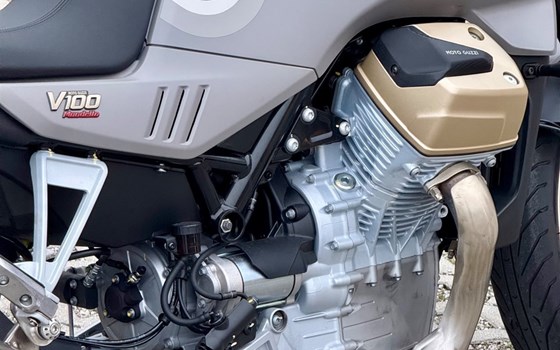 Gebrauchtmotorrad Moto Guzzi V100 Mandello Aviazione Navale - Bild 7