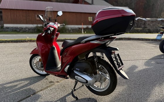 Gebrauchtmotorrad Honda SH125i - Bild 2