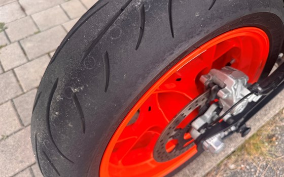 Gebrauchtmotorrad KTM 690 Duke - Bild 7