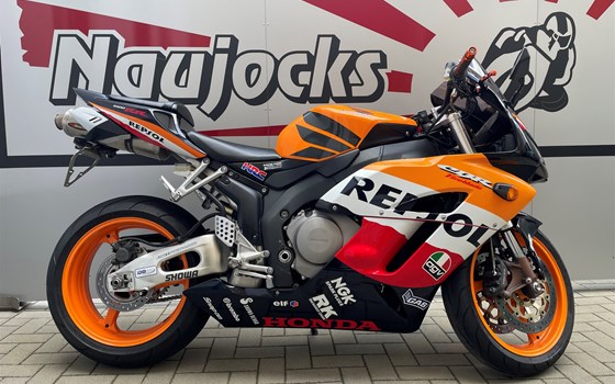 Gebrauchtmotorrad Honda CBR1000RR Fireblade - Bild 1