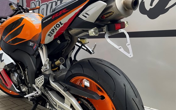 Gebrauchtmotorrad Honda CBR1000RR Fireblade - Bild 8