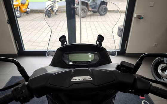 Neufahrzeug Kymco Sky Town 125i ABS - Bild 9
