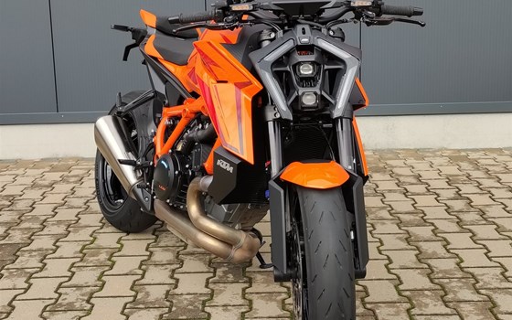 Gebrauchtmotorrad KTM 1390 Super Duke R EVO - Bild 1