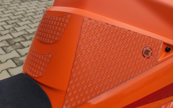 Gebrauchtmotorrad KTM 1390 Super Duke R EVO - Bild 8