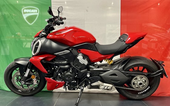 Gebrauchtmotorrad Ducati Diavel V4 - Bild 1