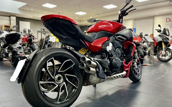 Gebrauchtmotorrad Ducati Diavel V4 - Bild 6