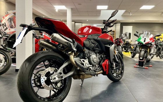 Gebrauchtmotorrad Ducati Streetfighter V2 - Bild 6