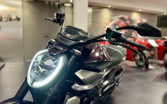 Gebrauchtmotorrad Ducati XDiavel V4 - Bild 4