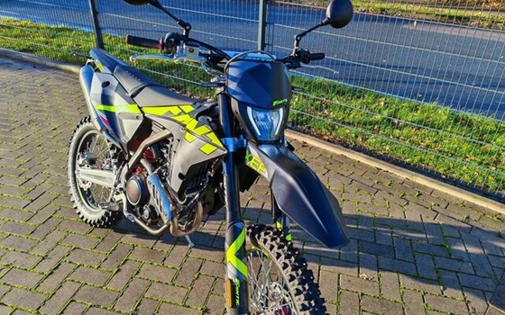 Neufahrzeug Fantic XEF 125 Performance - Bild 11