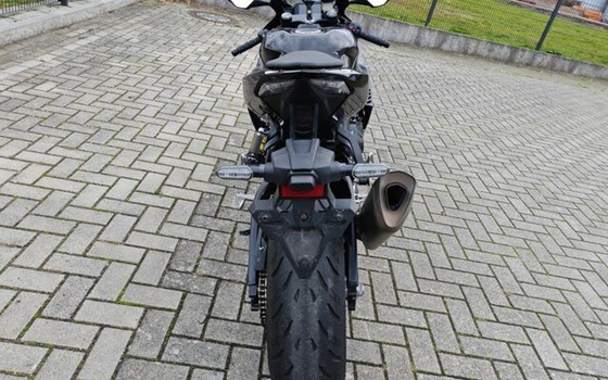 Gebrauchtmotorrad Honda CBR1000RR-R Fireblade - Bild 15